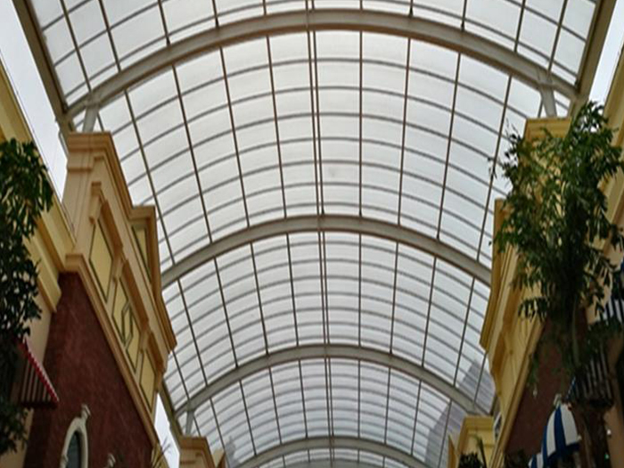 阿城屋面网架顶棚吊装方案